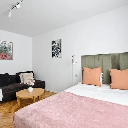 Apartment Oasis 2 In Center Downtown Warsaw